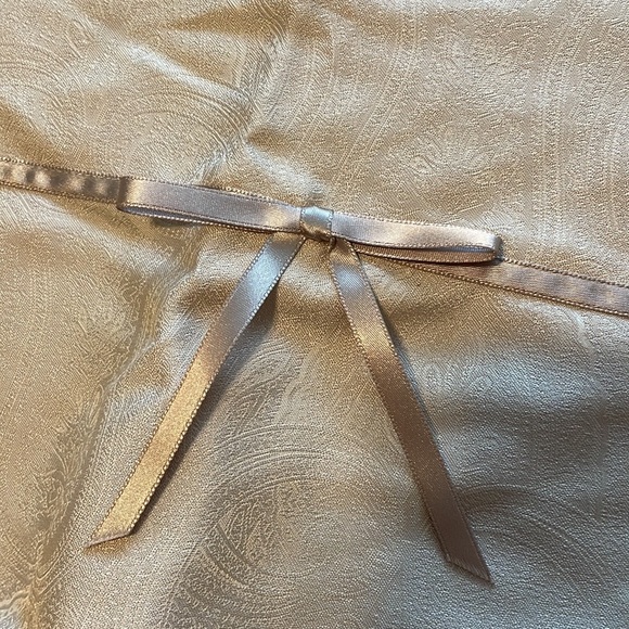 Ann Taylor shell tank - silk - Picture 3 of 10